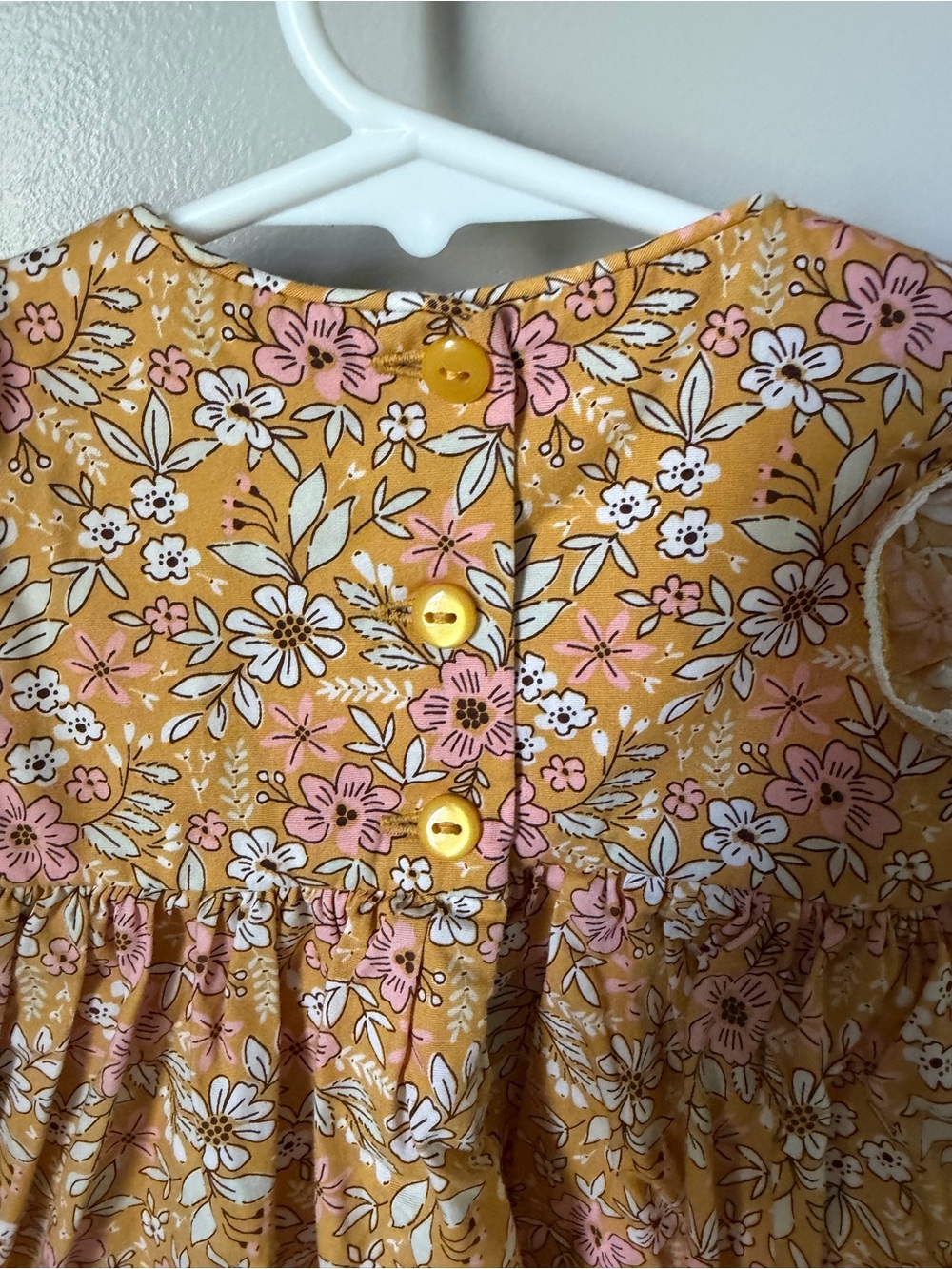 Bonnie Baby Girls 3-6M Tan Floral Smocked Fit & Flare Dress Boutique - Picture 5 of 7